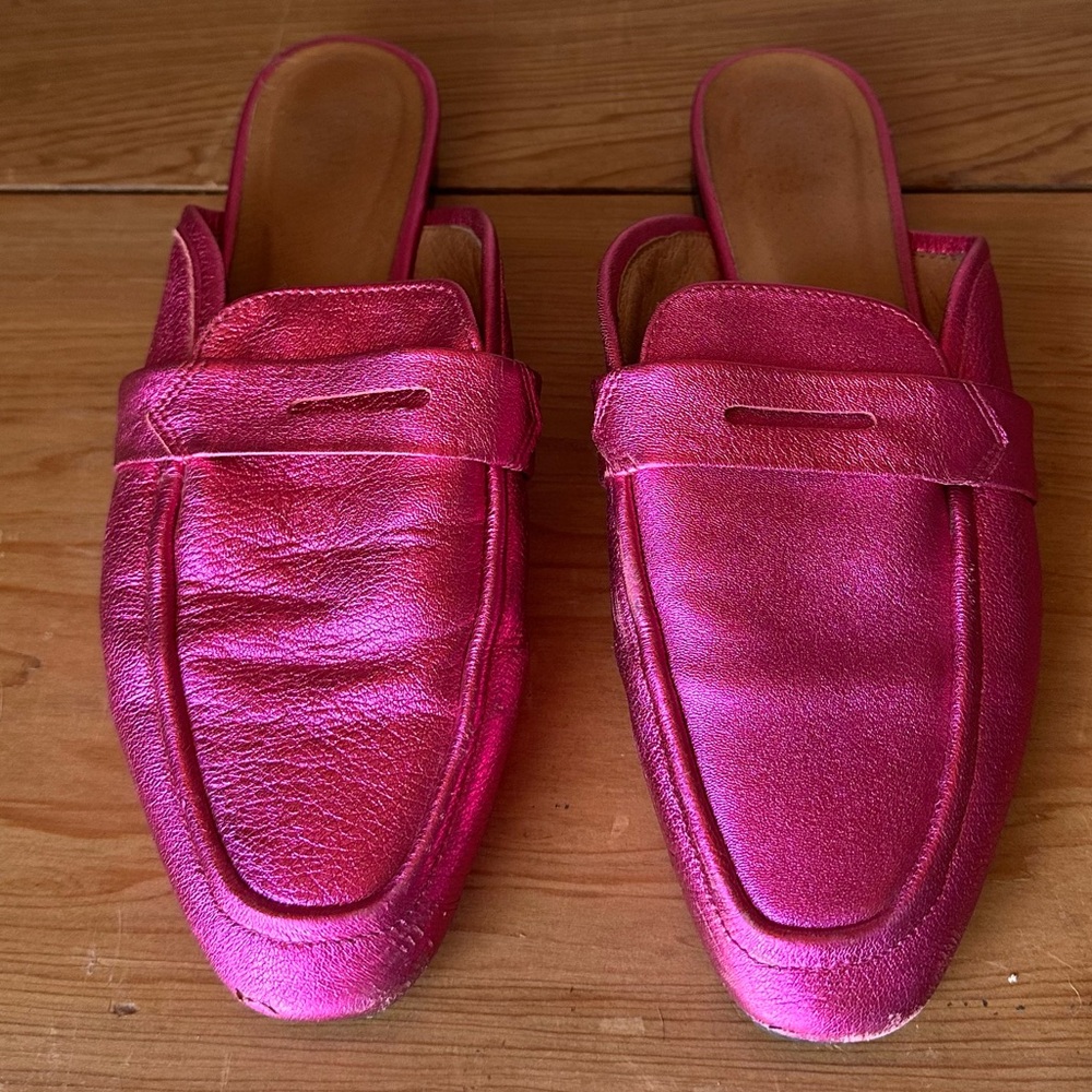 RENVY Metallic Pink Mule Loafers Size 8.5 Slip On Flats